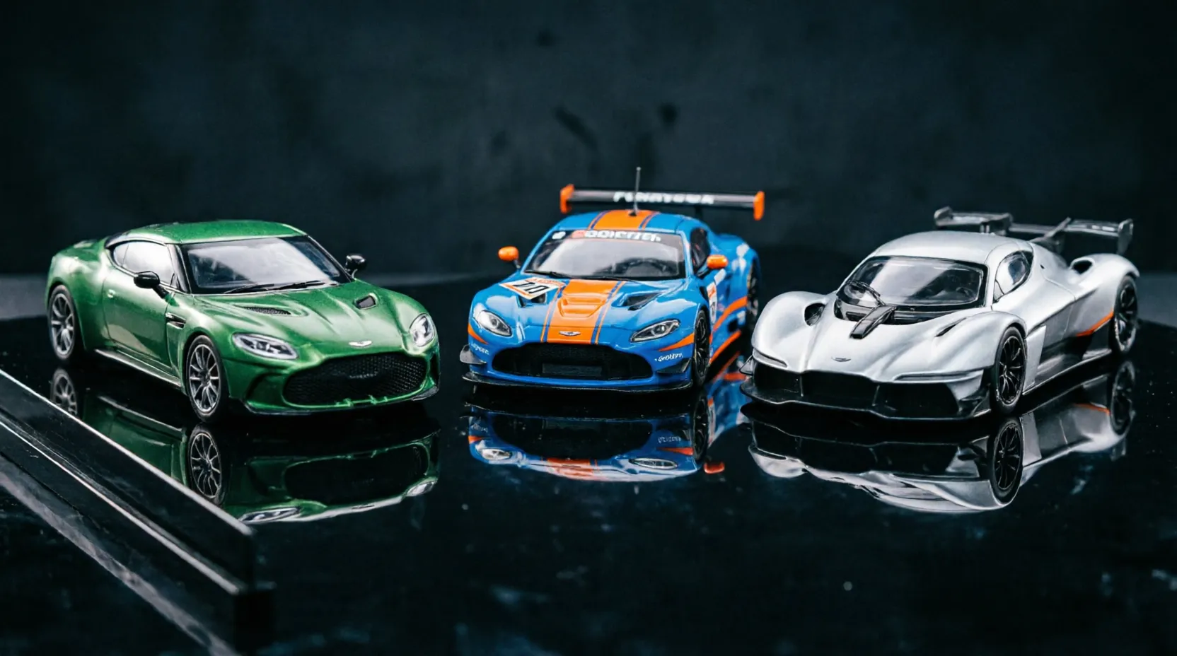 En este momento estás viendo Aston Martin x Mini GT: La Unión de la Elegancia Británica y la Ingeniería de Precisión en 1:64